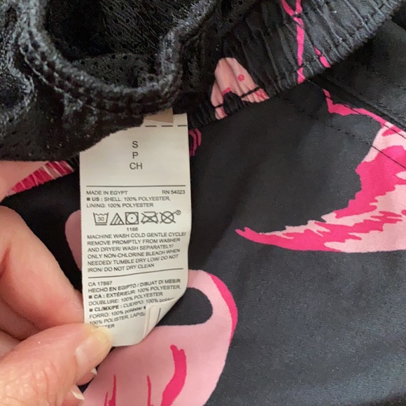 Bundle of 3 old navy swim trunks - Picture 6 of 8